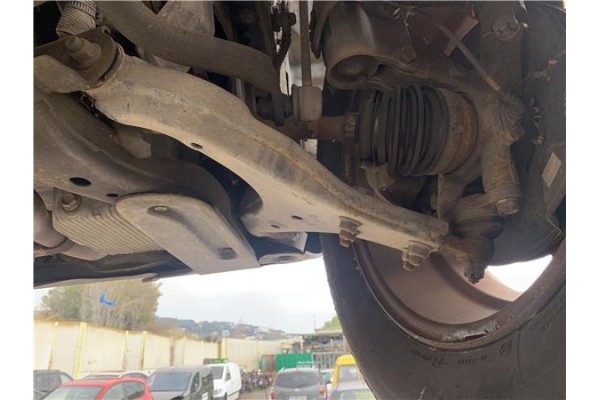 Recambio de brazo suspension delantero derecho para hyundai tucson (jm) 2.0 referencia OEM IAM 545012E000 5,45E+06 