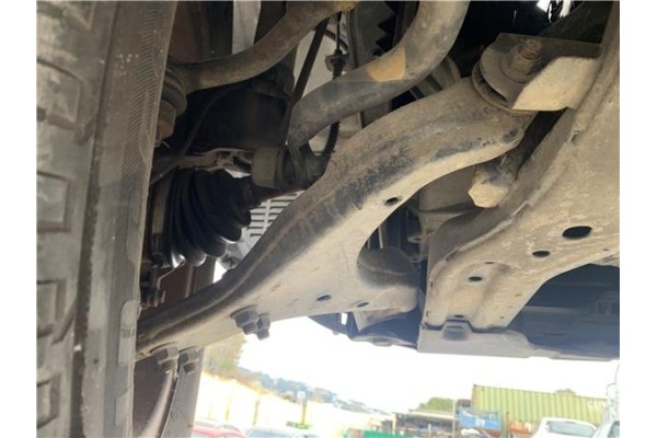 Recambio de brazo suspension delantero izquierdo para hyundai tucson (jm) 2.0 referencia OEM IAM 545002E000 5,45E+06 