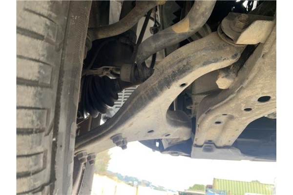 Recambio de brazo suspension delantero izquierdo para hyundai tucson (jm) 2.0 referencia OEM IAM 545002E000 5,45E+06 