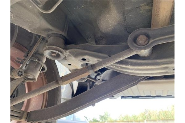 Recambio de brazo suspension trasero derecho para hyundai tucson (jm) 2.0 referencia OEM IAM 552202E010  