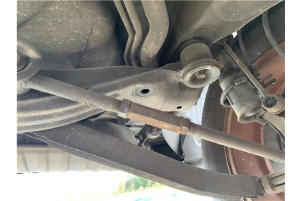 Recambio de brazo suspension trasero izquierdo para hyundai tucson (jm) 2.0 referencia OEM IAM 552202E010  