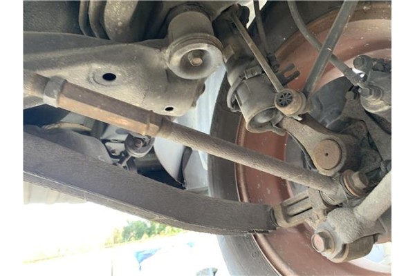 Recambio de brazo suspension trasero izquierdo para hyundai tucson (jm) 2.0 referencia OEM IAM 552202E010  