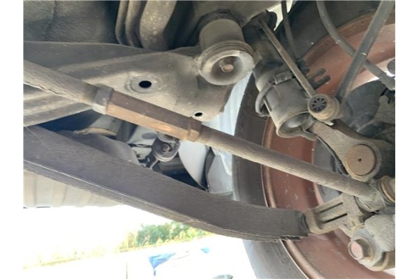 Recambio de brazo suspension trasero izquierdo para hyundai tucson (jm) 2.0 referencia OEM IAM 552202E010  