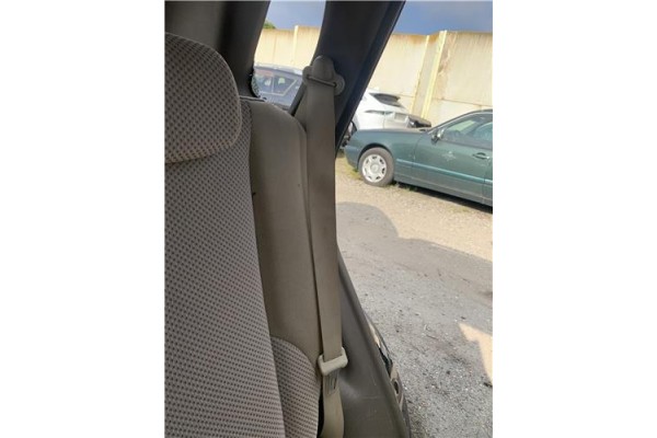 Recambio de cinturon seguridad trasero izquierdo para hyundai tucson (jm) 2.0 referencia OEM IAM 898102E001J9  