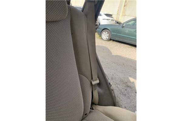 Recambio de cinturon seguridad trasero izquierdo para hyundai tucson (jm) 2.0 referencia OEM IAM 898102E001J9  