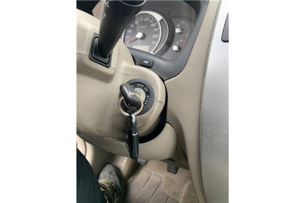 Recambio de clausor para hyundai tucson (jm) 2.0 referencia OEM IAM 819202EA60  