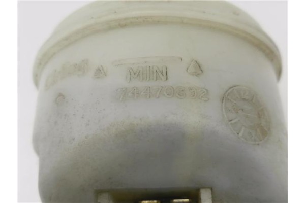 Recambio de bomba freno para nissan serena (c23m) 2.3 d referencia OEM IAM 460107C325 74470892 
