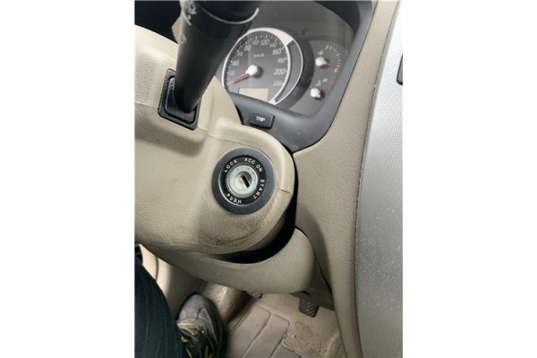 Recambio de clausor para hyundai tucson (jm) 2.0 referencia OEM IAM 819202EA60  