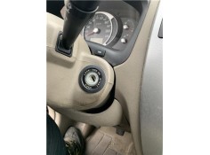 Recambio de clausor para hyundai tucson (jm) 2.0 referencia OEM IAM 819202EA60  