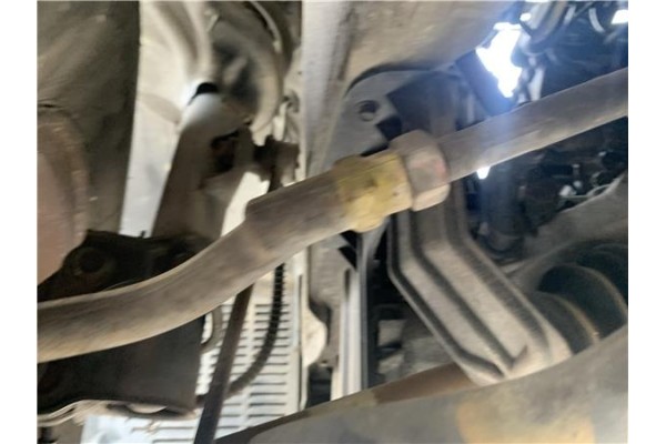 Recambio de cremallera direccion asistida para hyundai tucson (jm) 2.0 referencia OEM IAM 577001F800 KMEECCJMN0184 