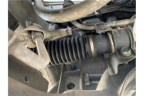 Recambio de cremallera direccion asistida para hyundai tucson (jm) 2.0 referencia OEM IAM 577001F800 KMEECCJMN0184 