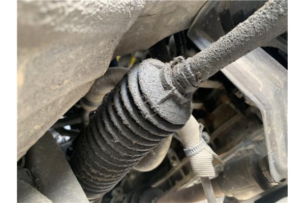 Recambio de cremallera direccion asistida para hyundai tucson (jm) 2.0 referencia OEM IAM 577001F800 KMEECCJMN0184 