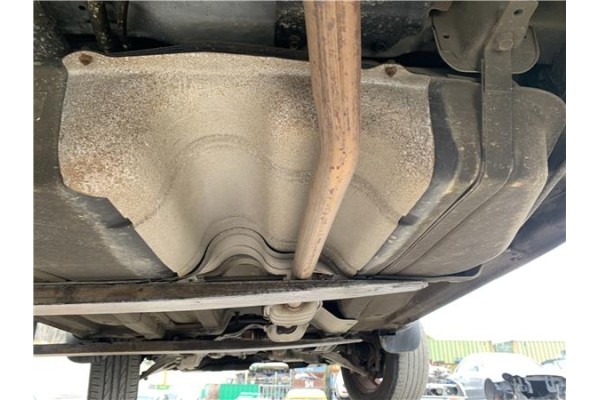 Recambio de deposito combustible para hyundai tucson (jm) 2.0 referencia OEM IAM 311502E000 3,12E+105 