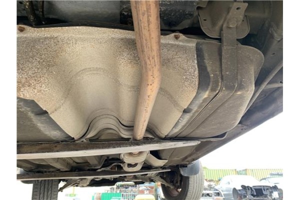 Recambio de deposito combustible para hyundai tucson (jm) 2.0 referencia OEM IAM 311502E000 3,12E+105 