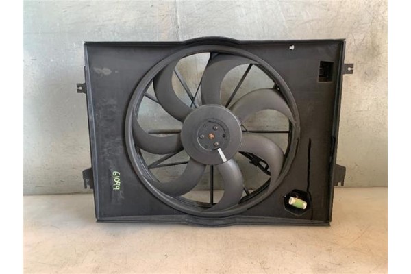 Recambio de electroventilador para hyundai tucson (jm) 2.0 referencia OEM IAM 253802EXXX  