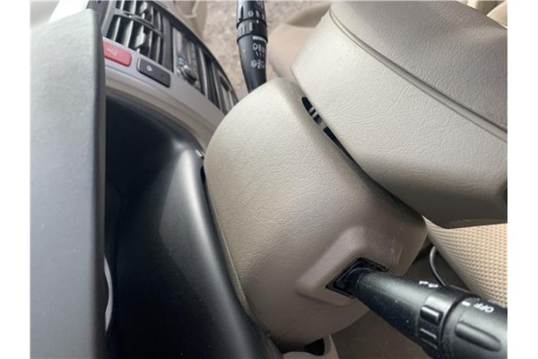 Recambio de embellecedor columna direccion para hyundai tucson (jm) 2.0 referencia OEM IAM 848502E000Z9 848522E000Z9 