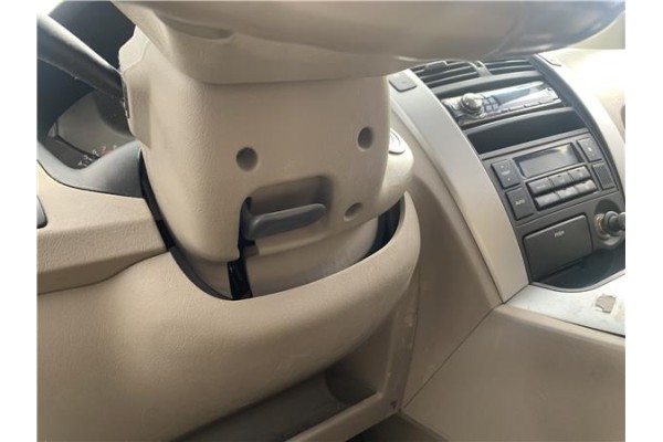 Recambio de embellecedor columna direccion para hyundai tucson (jm) 2.0 referencia OEM IAM 848502E000Z9 848522E000Z9 