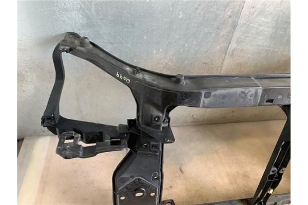 Recambio de frente delantero para hyundai tucson (jm) 2.0 referencia OEM IAM 641012E001  