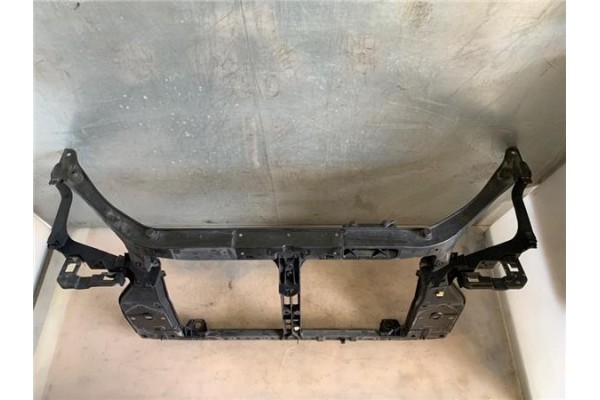 Recambio de frente delantero para hyundai tucson (jm) 2.0 referencia OEM IAM 641012E001  