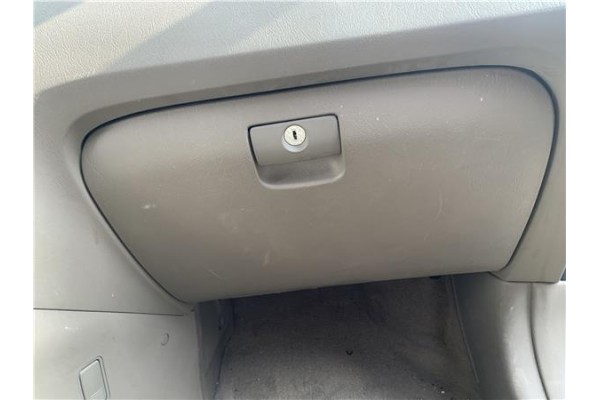 Recambio de guantera salpicadero para hyundai tucson (jm) 2.0 referencia OEM IAM 845102E150Z9  