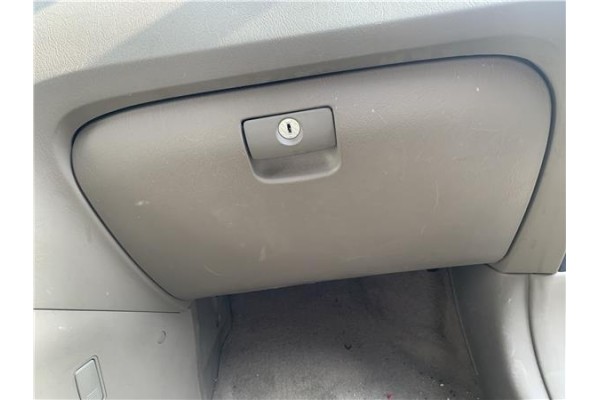 Recambio de guantera salpicadero para hyundai tucson (jm) 2.0 referencia OEM IAM 845102E150Z9  