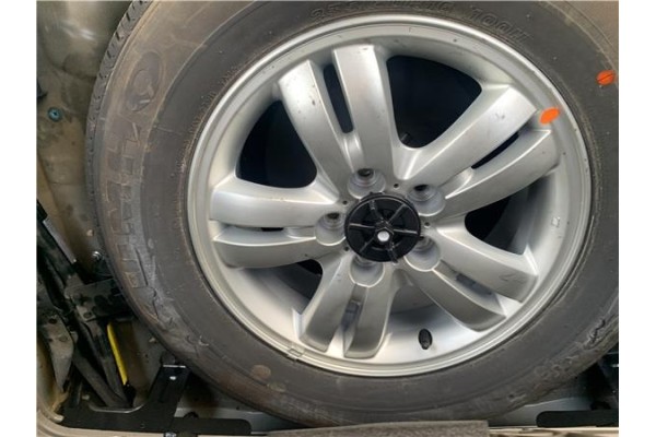 Recambio de rueda completa repuesto para hyundai tucson (jm) 2.0 referencia OEM IAM 529102E220  