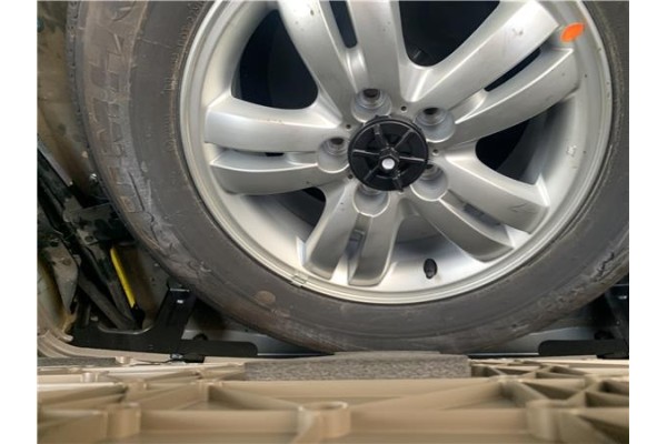 Recambio de rueda completa repuesto para hyundai tucson (jm) 2.0 referencia OEM IAM 529102E220  