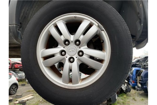 Recambio de llanta para hyundai tucson (jm) 2.0 referencia OEM IAM 529102E220  