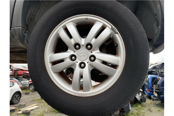 Recambio de llanta para hyundai tucson (jm) 2.0 referencia OEM IAM 529102E220  