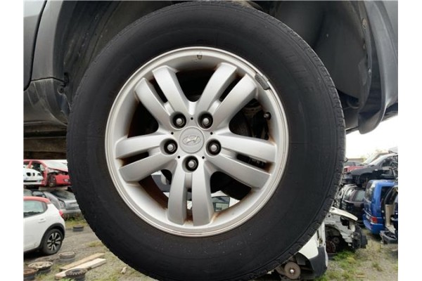 Recambio de llanta para hyundai tucson (jm) 2.0 referencia OEM IAM 529102E220  