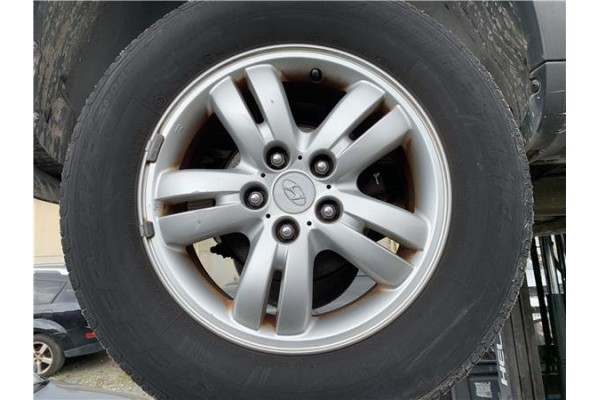 Recambio de llanta para hyundai tucson (jm) 2.0 referencia OEM IAM 529102E220  