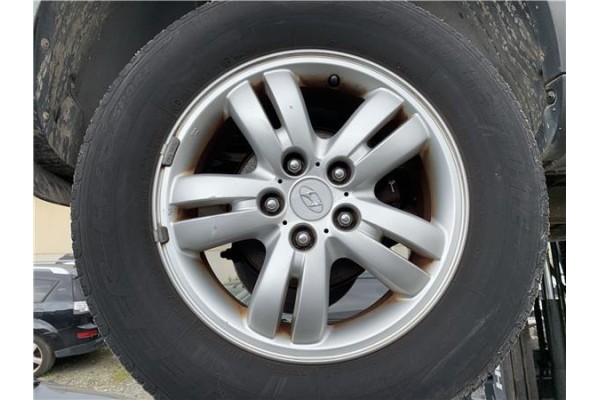 Recambio de llanta para hyundai tucson (jm) 2.0 referencia OEM IAM 529102E220  
