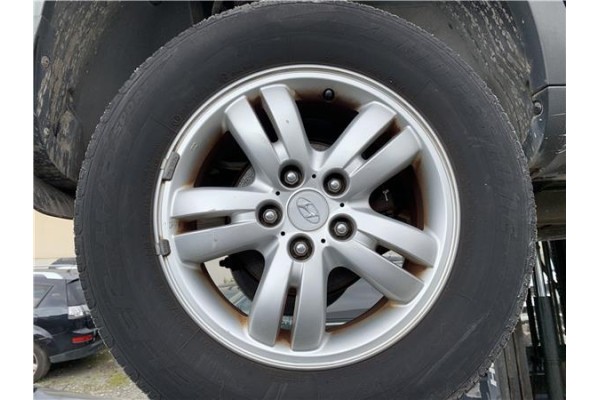 Recambio de llanta para hyundai tucson (jm) 2.0 referencia OEM IAM 529102E220  