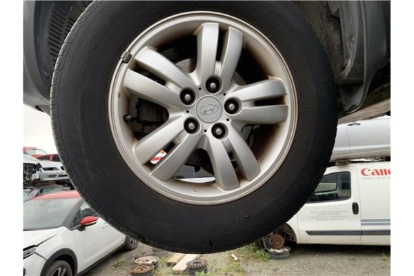 Recambio de llanta para hyundai tucson (jm) 2.0 referencia OEM IAM 529102E220  