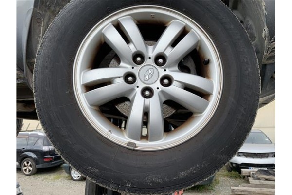 Recambio de llanta para hyundai tucson (jm) 2.0 referencia OEM IAM 529102E220  