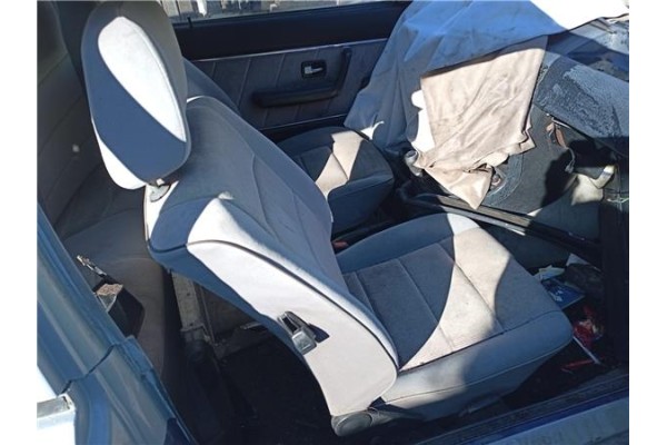 Recambio de juego asientos para audi 80 /90 (811/813/853) 1.3 80 cc referencia OEM IAM   