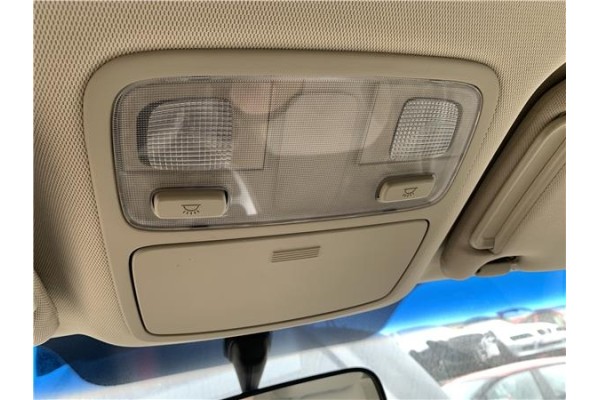 Recambio de luz delantero central techo para hyundai tucson (jm) 2.0 referencia OEM IAM 928502E000J9  