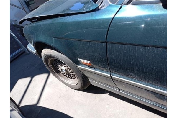 Recambio de aleta delantero izquierda para bmw serie 5 berlina (e34) 2.5 525tds referencia OEM IAM   