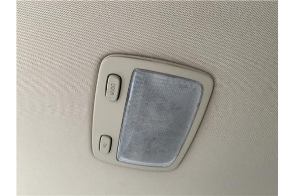Recambio de luz trasero central techo para hyundai tucson (jm) 2.0 referencia OEM IAM 926202E000 926202E000CH 