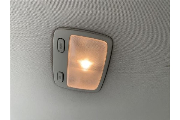 Recambio de luz trasero central techo para hyundai tucson (jm) 2.0 referencia OEM IAM 926202E000 926202E000CH 