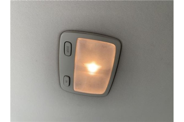Recambio de luz trasero central techo para hyundai tucson (jm) 2.0 referencia OEM IAM 926202E000 926202E000CH 