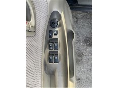 Recambio de mando elevalunas delantero izquierdo para hyundai tucson (jm) 2.0 referencia OEM IAM 935702E250Z9  