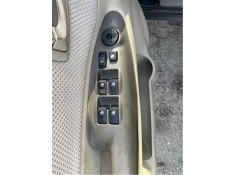 Recambio de mando elevalunas delantero izquierdo para hyundai tucson (jm) 2.0 referencia OEM IAM 935702E250Z9  