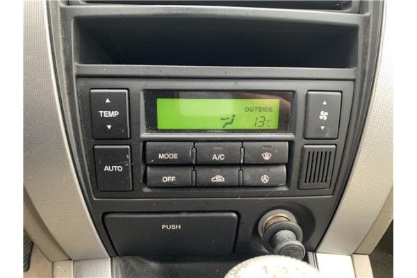 Recambio de mandos climatizador para hyundai tucson (jm) 2.0 referencia OEM IAM 972502E063  