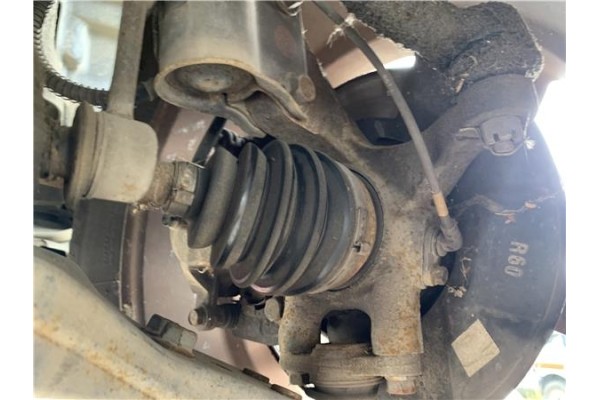 Recambio de mangueta delantero derecha para hyundai tucson (jm) 2.0 referencia OEM IAM 517162E100  