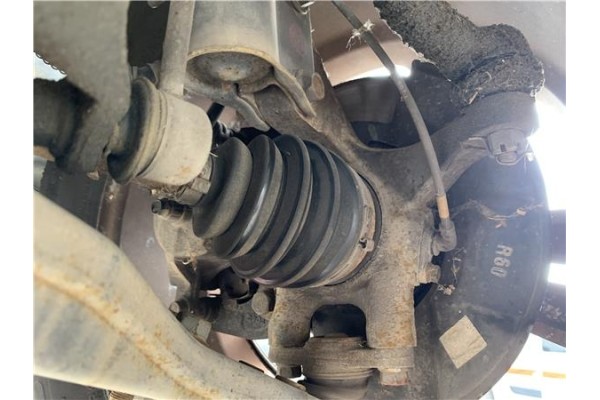 Recambio de mangueta delantero derecha para hyundai tucson (jm) 2.0 referencia OEM IAM 517162E100  