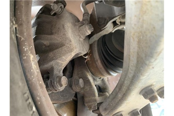 Recambio de mangueta delantero derecha para hyundai tucson (jm) 2.0 referencia OEM IAM 517162E100  