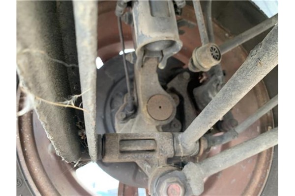 Recambio de mangueta trasero izquierda para hyundai tucson (jm) 2.0 referencia OEM IAM 527502E000  