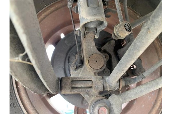 Recambio de mangueta trasero izquierda para hyundai tucson (jm) 2.0 referencia OEM IAM 527502E000  