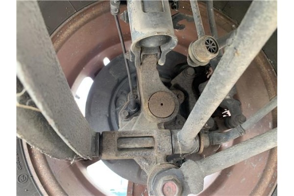 Recambio de mangueta trasero izquierda para hyundai tucson (jm) 2.0 referencia OEM IAM 527502E000  